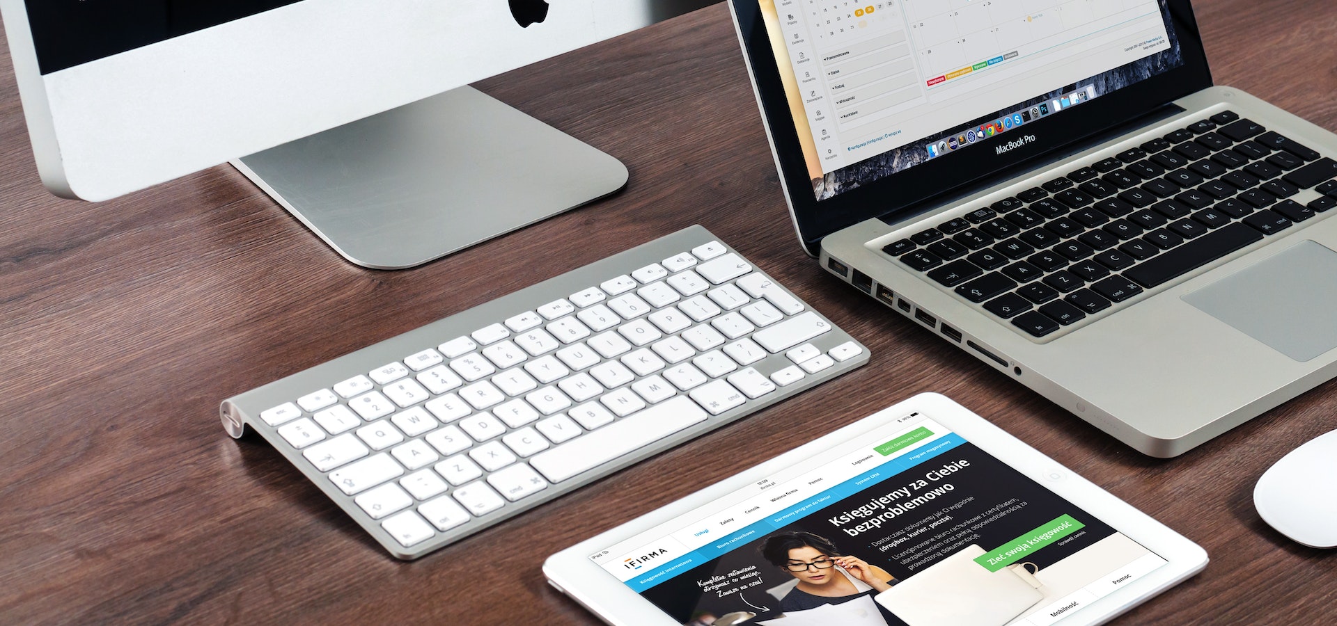 网站开发、服务器维护，小程序、App、 应用系统